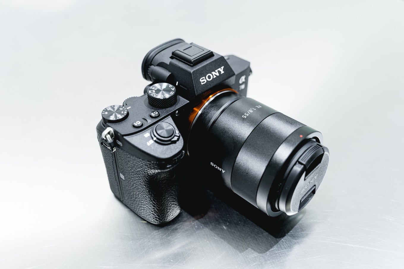 Sony α7IIIと単焦点レンズ Sonnar T* FE 55mm F1.8