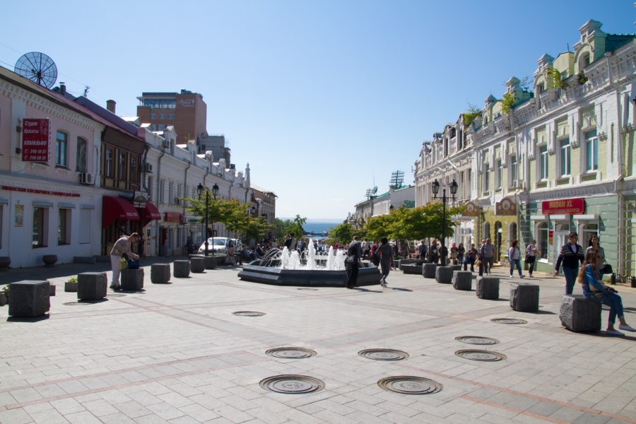 アドミラーラ・フォーキナ通り(噴水通り) Admirala Fokina Street