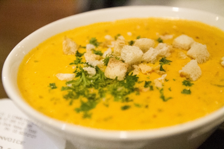 Mures Lower Deckの食事 Mures Lower Deckの食事